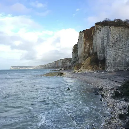 Beautiful Holiday Home In Etretat Near Forest Nyaraló